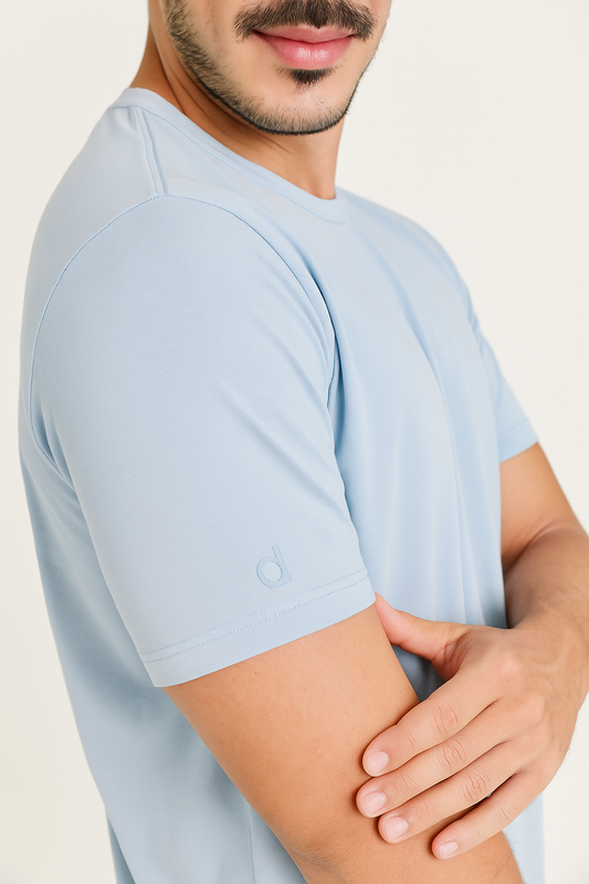 Camiseta Básica Masculina Azul Céu